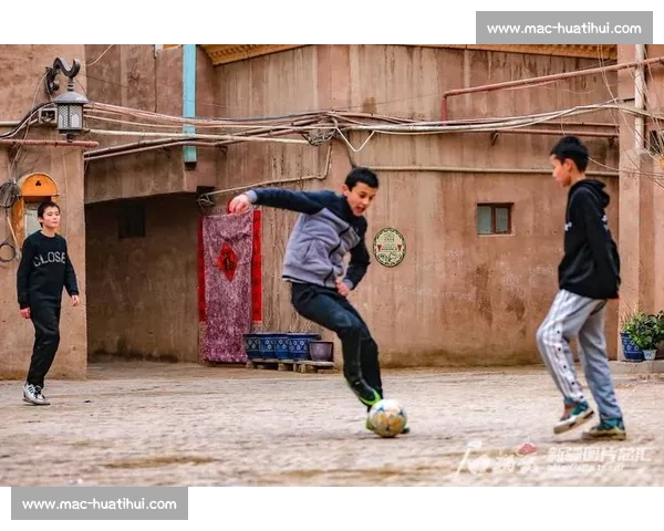 喀什足球:从百年热土到国际赛场的全民狂欢 喀什足球:从百年热土到国际赛场的全民狂欢